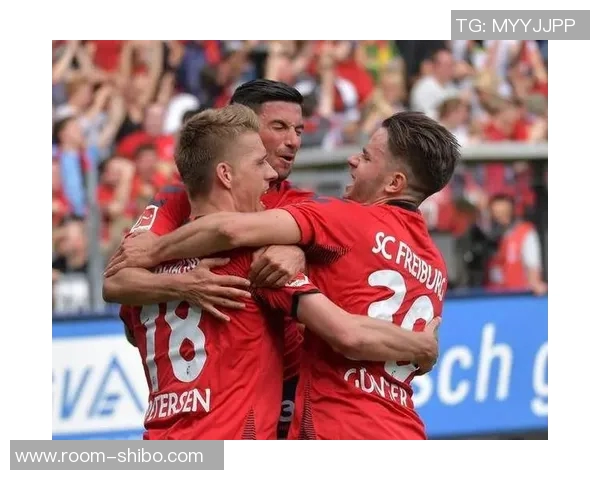 德甲赛季精彩对决柏林联合力克法兰克福展现强大实力